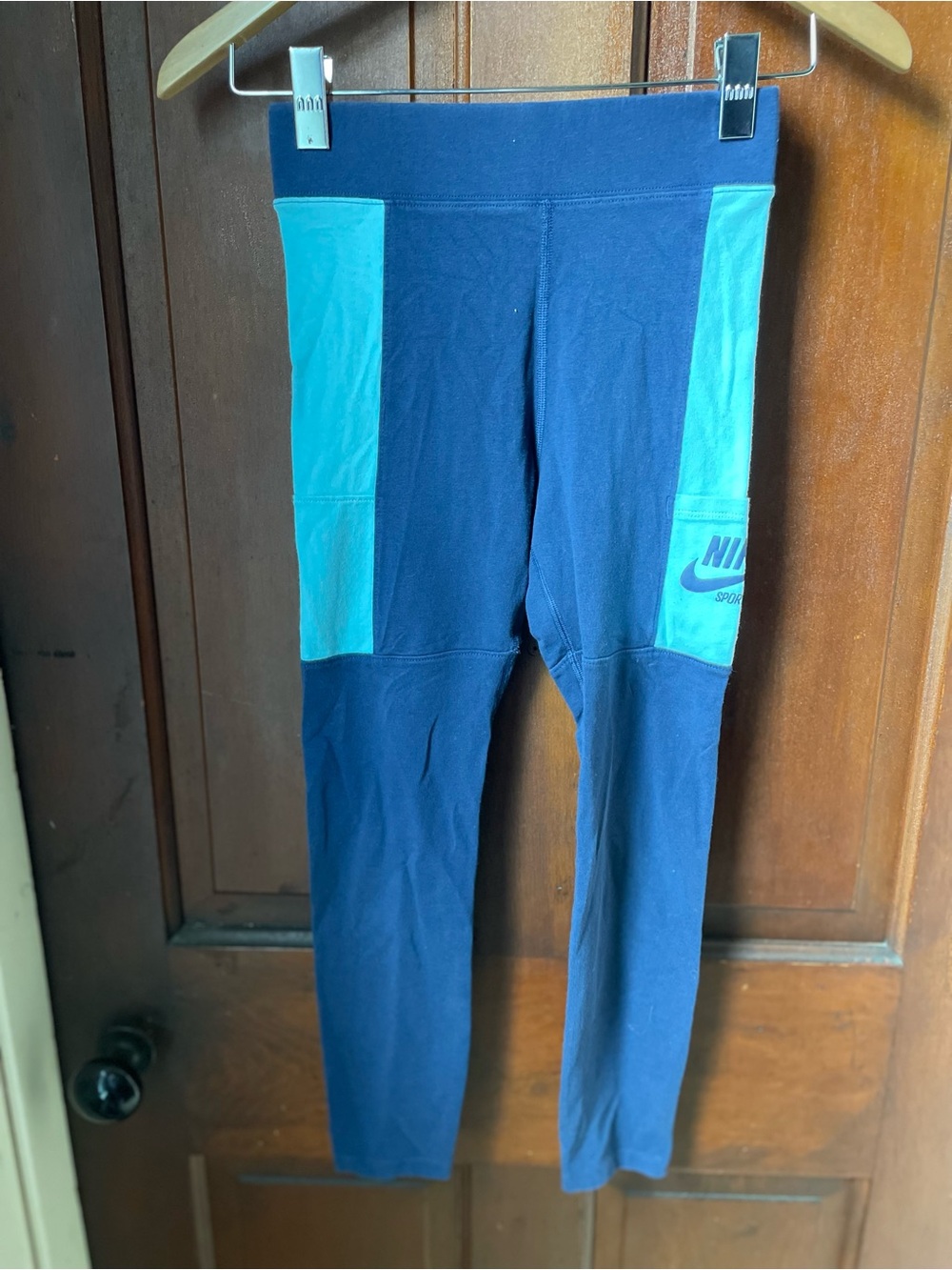 Nike girls large blue leggings